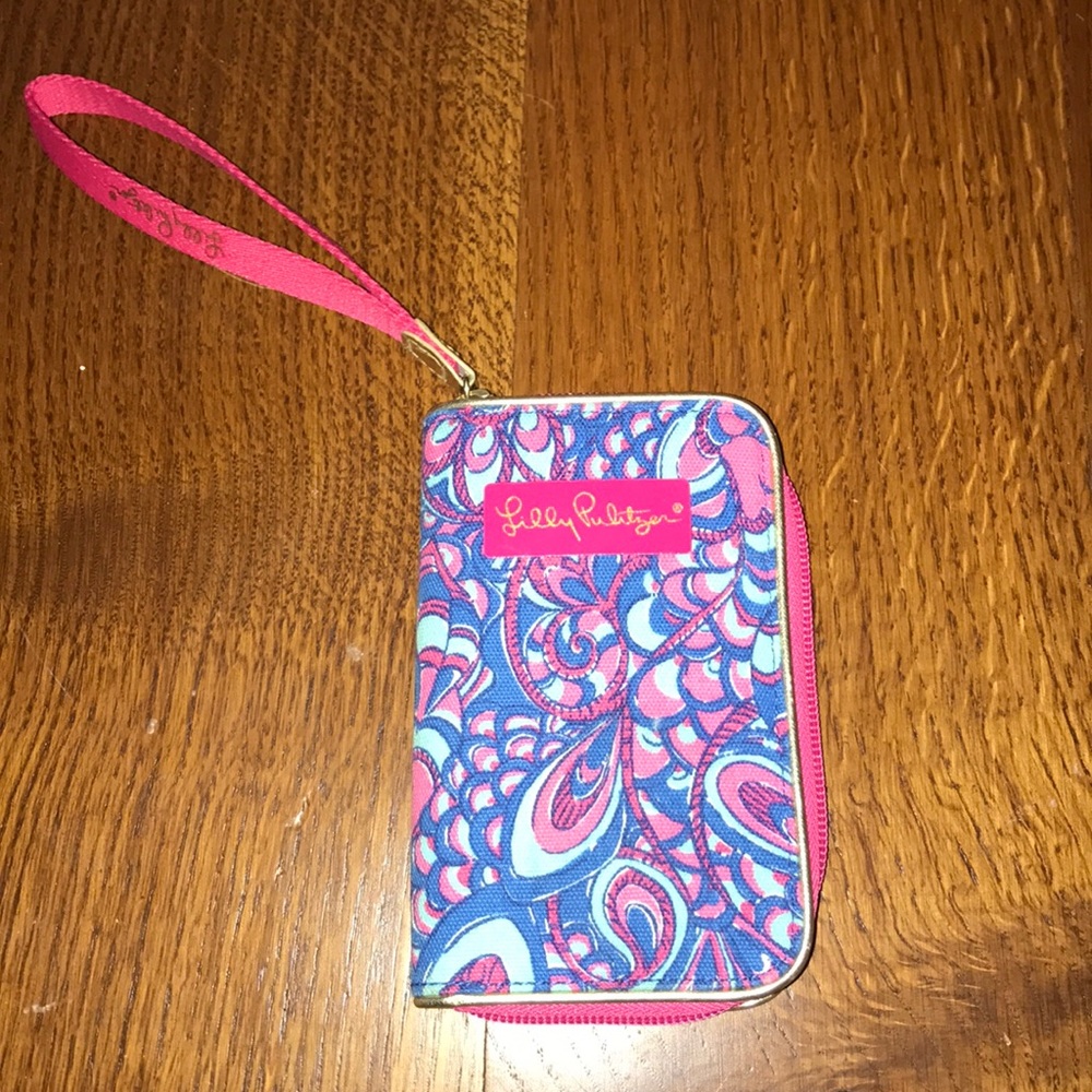 Lilly Pulitzer wristlet